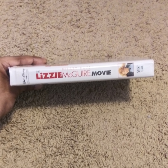 The Lizzie McGuire Movie VHS - Picture 4 of 4